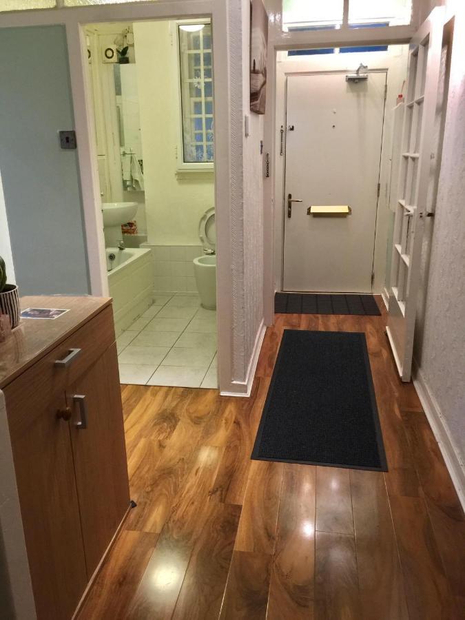 Old Town View Apartment エディンバラ エクステリア 写真