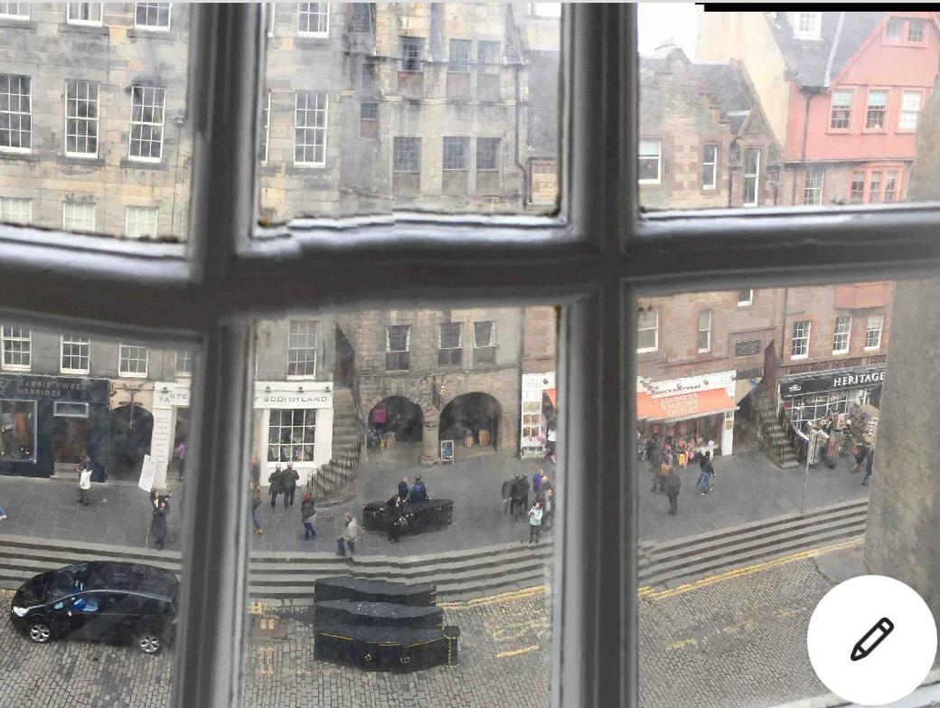 Old Town View Apartment エディンバラ エクステリア 写真