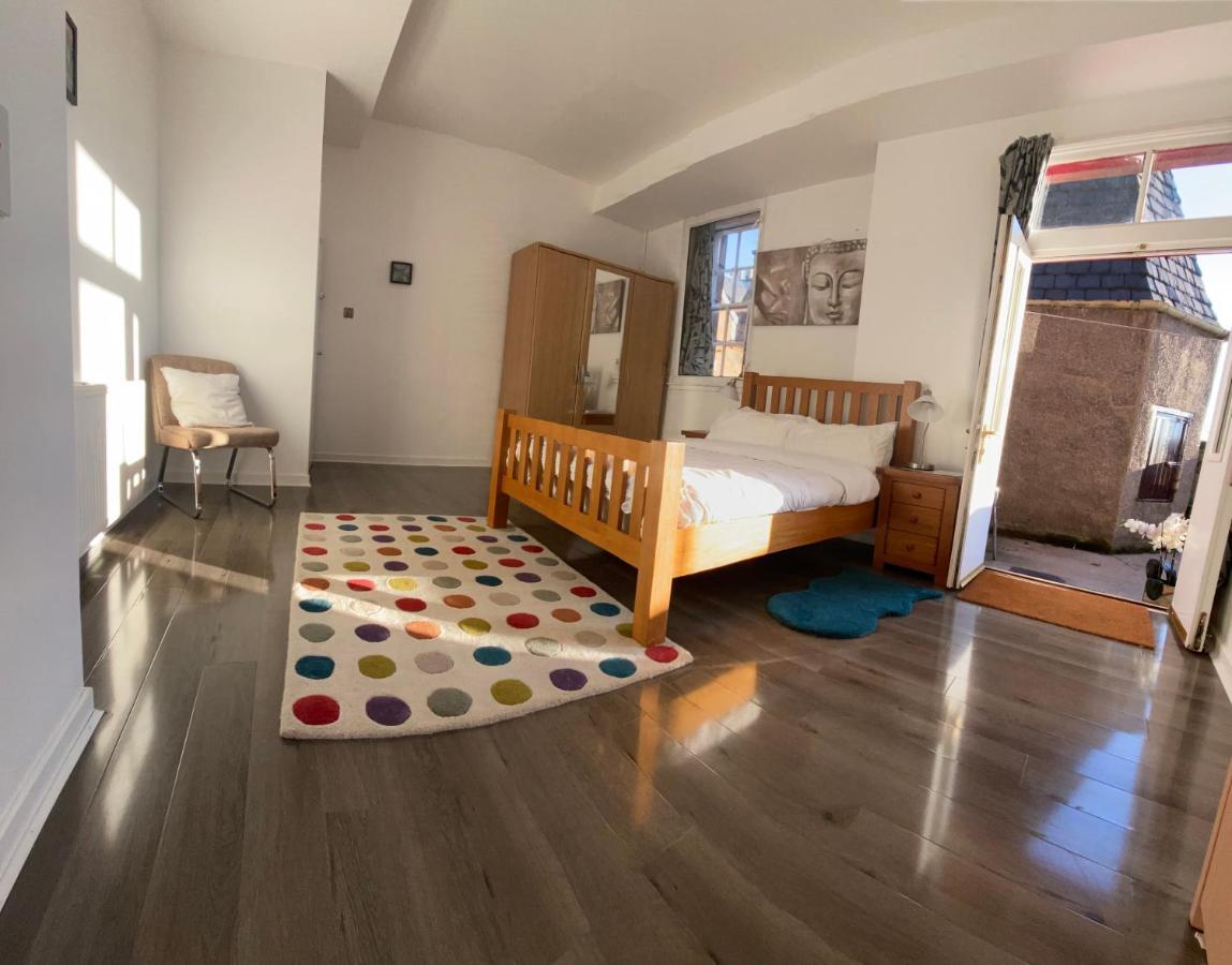 Old Town View Apartment エディンバラ エクステリア 写真
