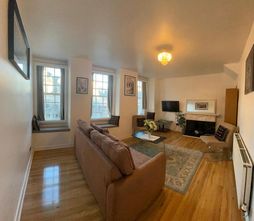 Old Town View Apartment エディンバラ エクステリア 写真