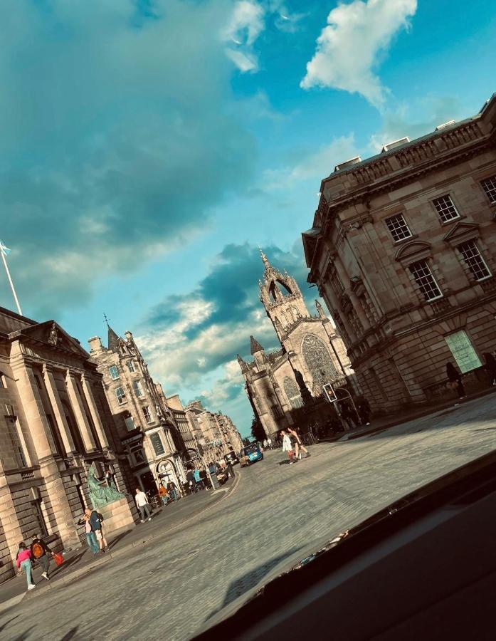 Old Town View Apartment エディンバラ エクステリア 写真